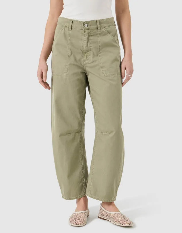 Gigi barrel jeans olive rollas jeans - Stay Wild Collective  