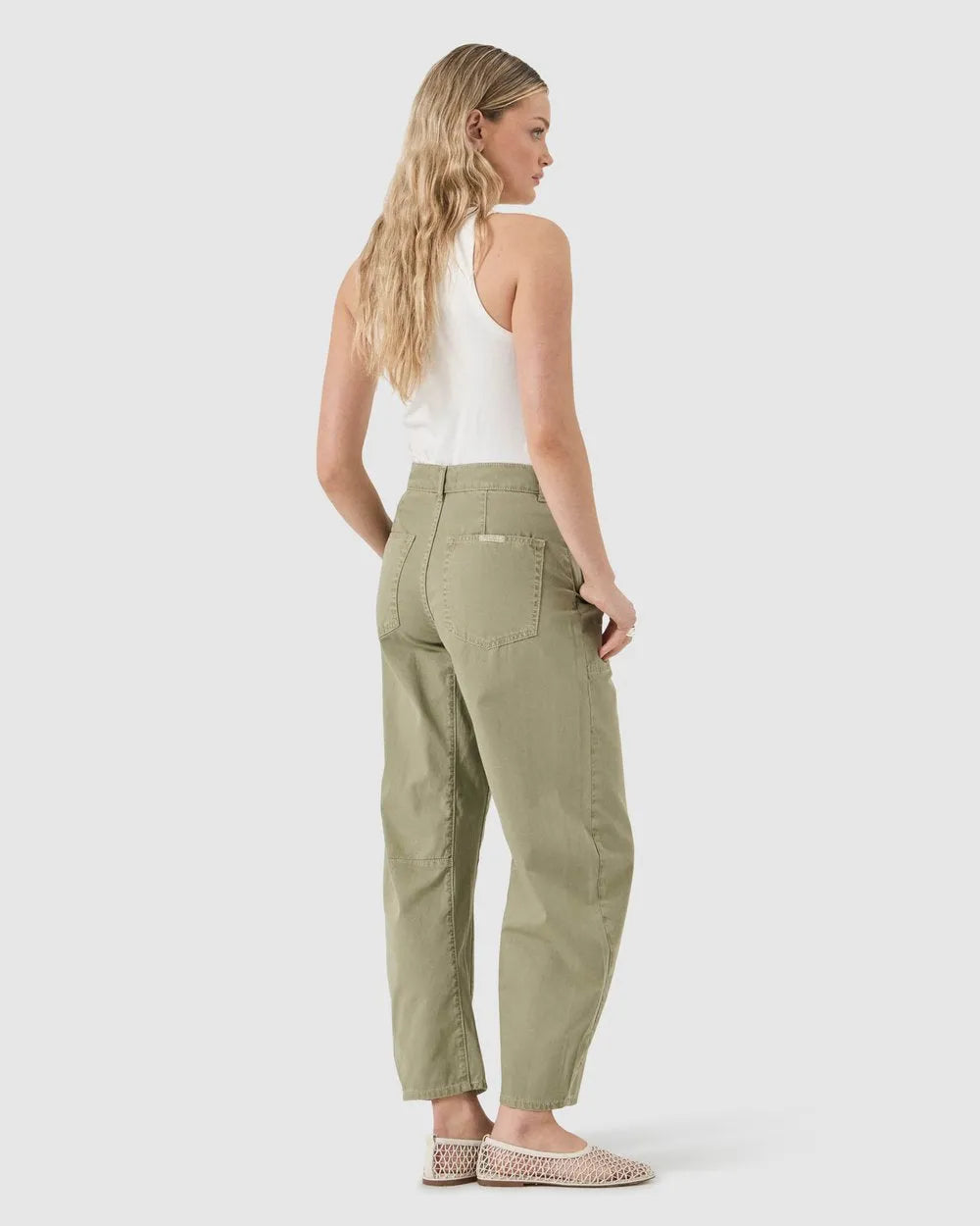 Gigi barrel jeans olive rollas jeans - Stay Wild Collective  