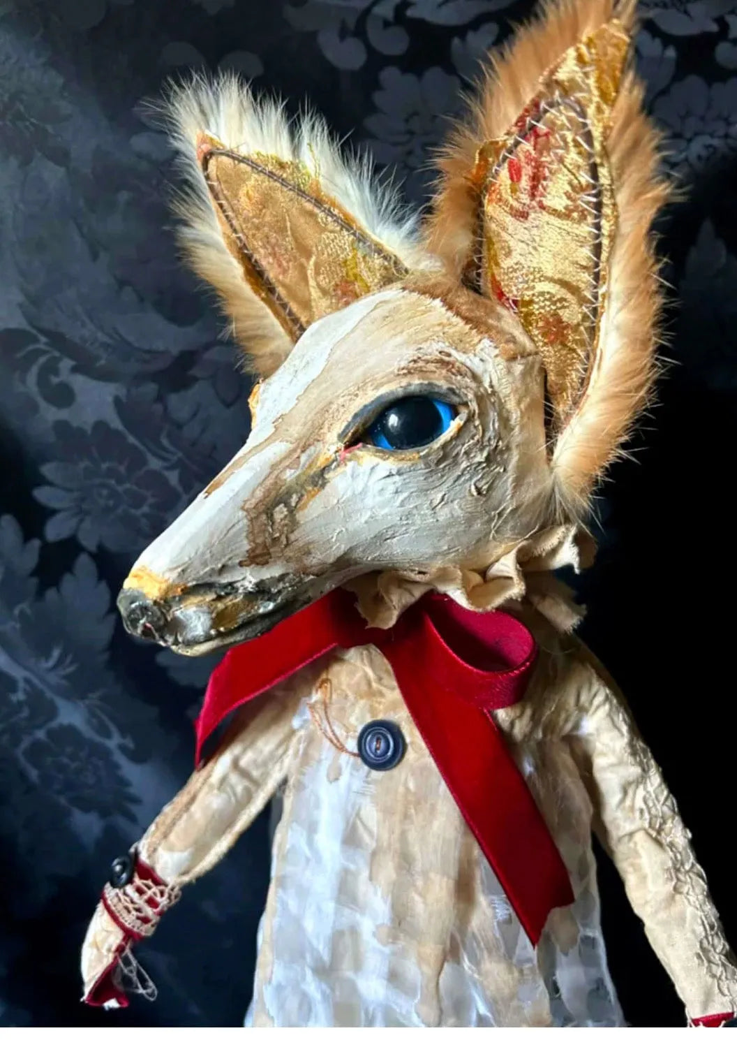  HOLLANDIAH Fox Sculpture hip hip decay - Stay Wild Collective  