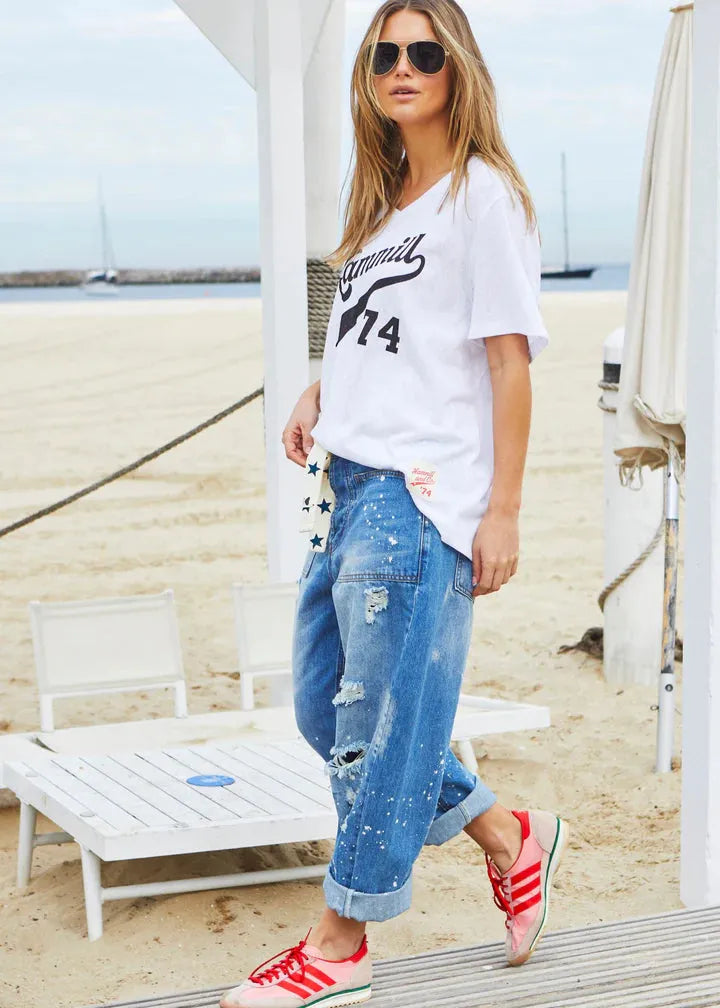 Hammill & Co '74 LOGO V-NECK TEE - WHITE - Stay Wild Collective  Tee shirts