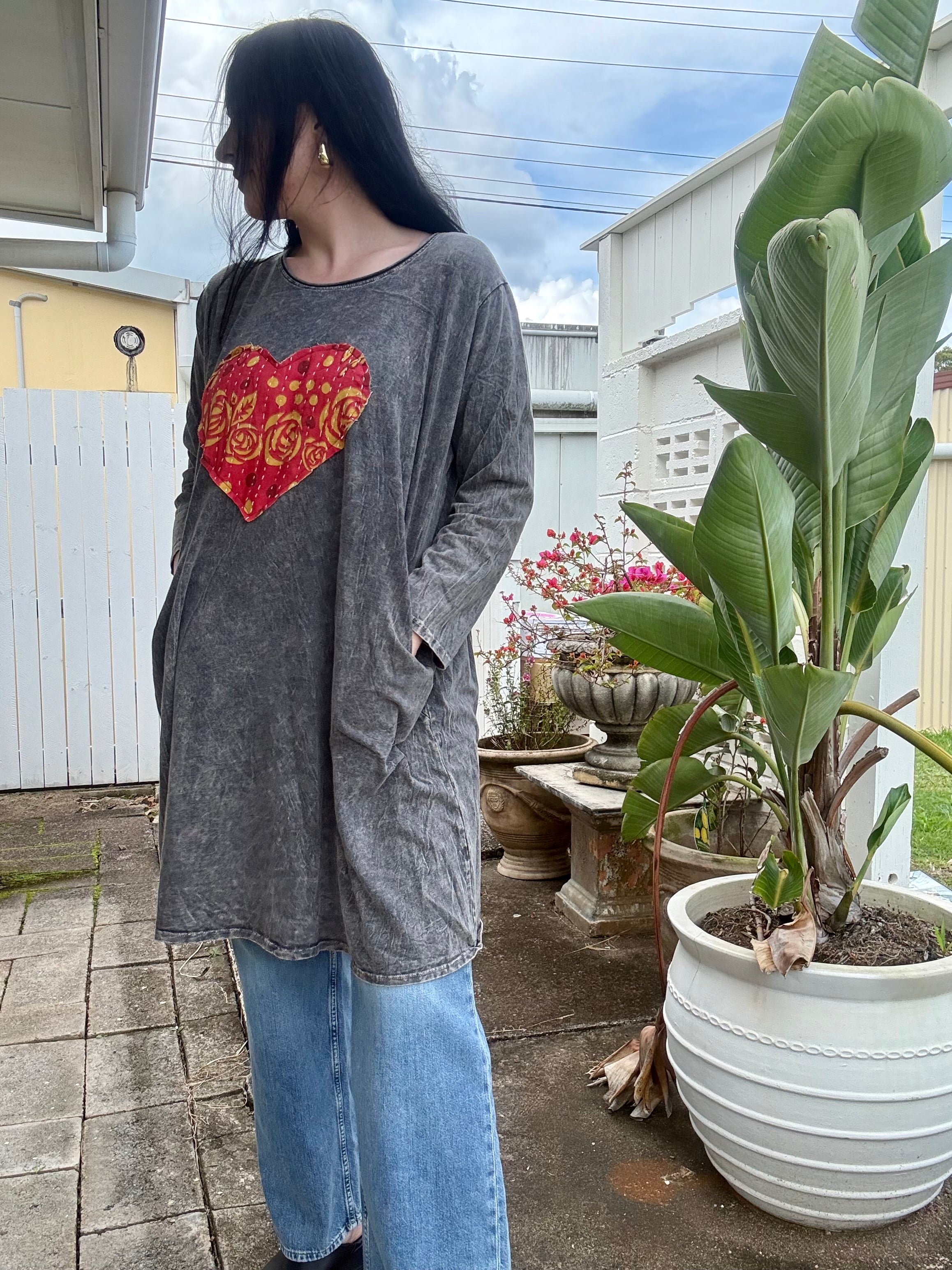  I love linen - oversized long sleeve tee with kantha heart O/S - Stay Wild Collective  Tee shirts