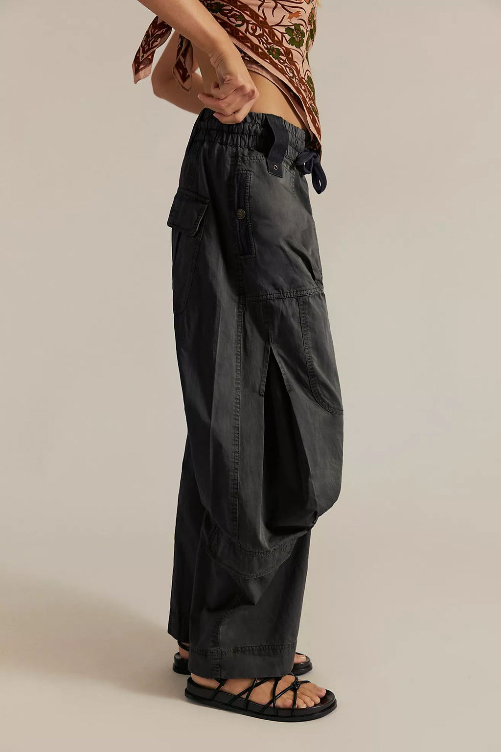 Free people onset parachute pants black sand