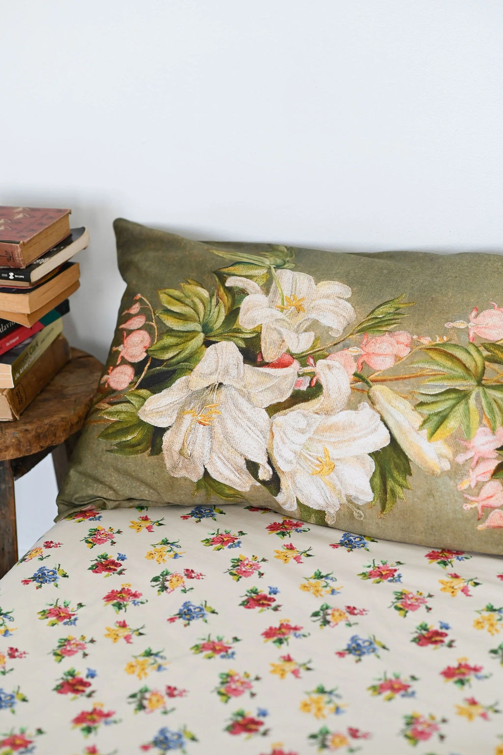 Lazybones tiger lilies pillowcase set