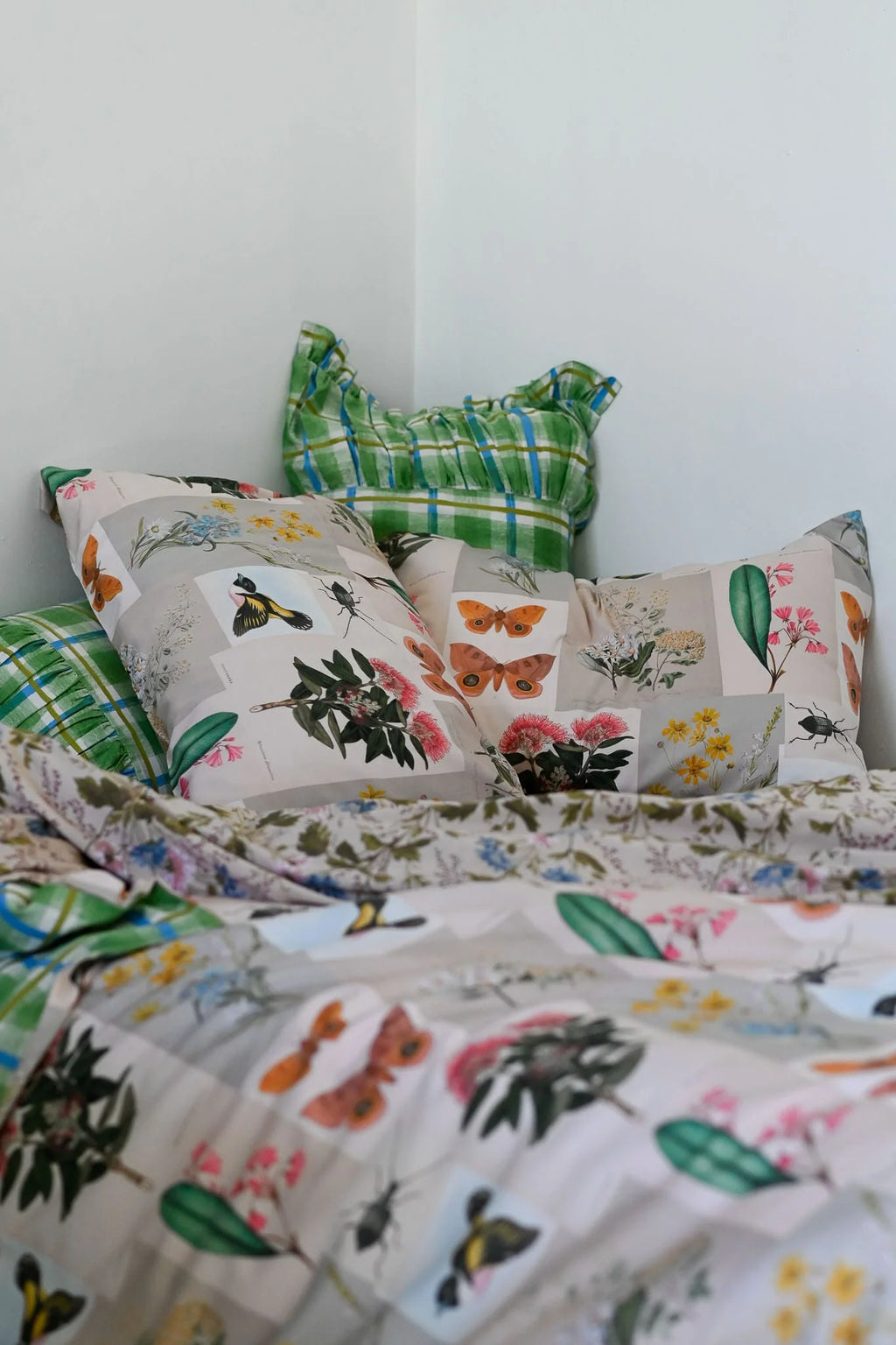 Lazybones natural world pillowcase set