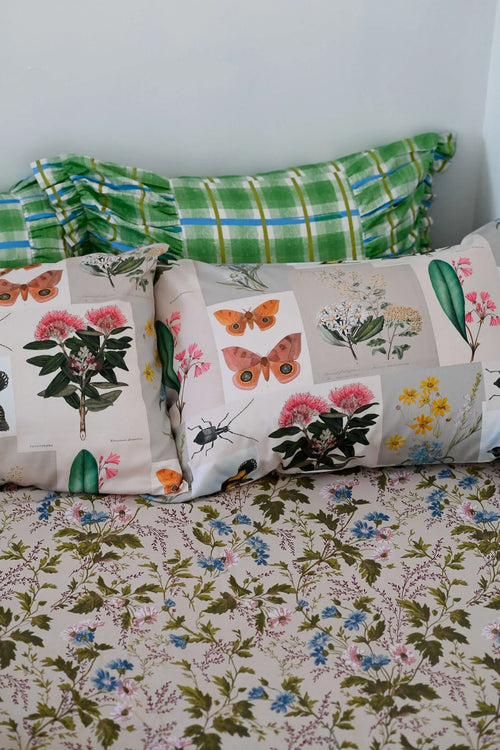 Lazybones natural world pillowcase set