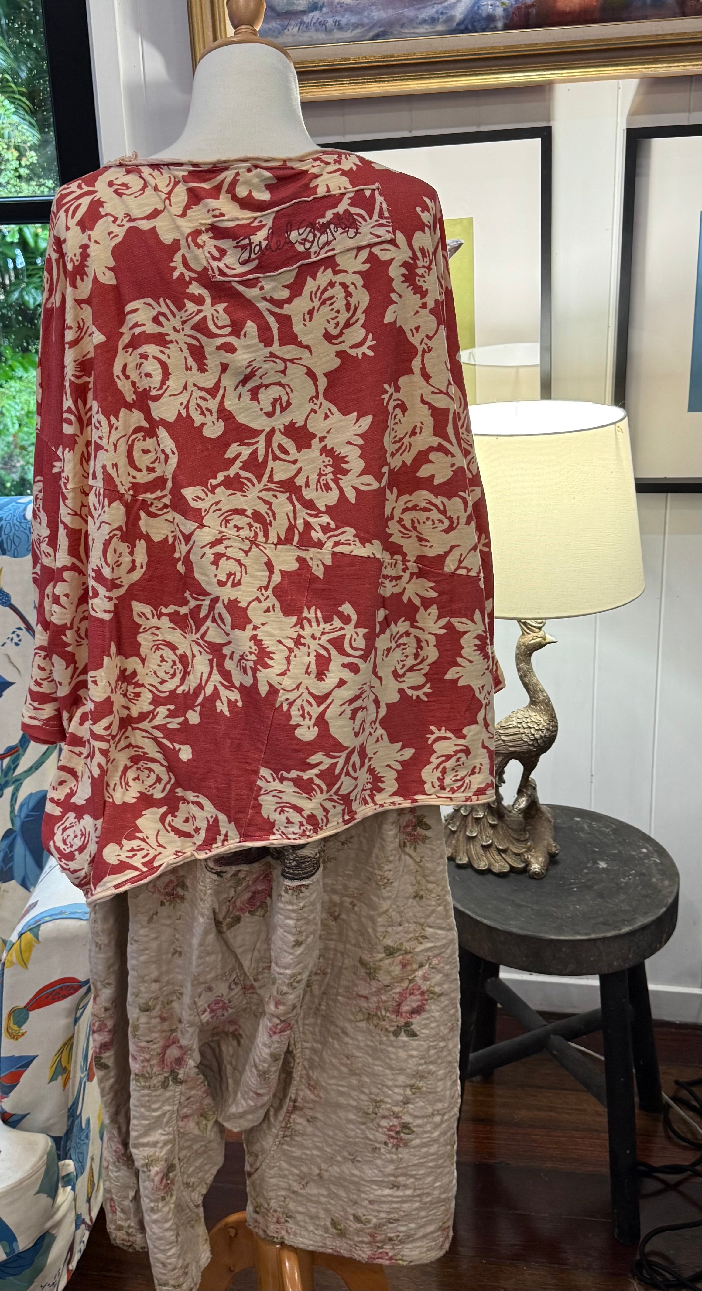  JADED GYPSY
BE FREE TOP - BED OF ROSES - Stay Wild Collective  