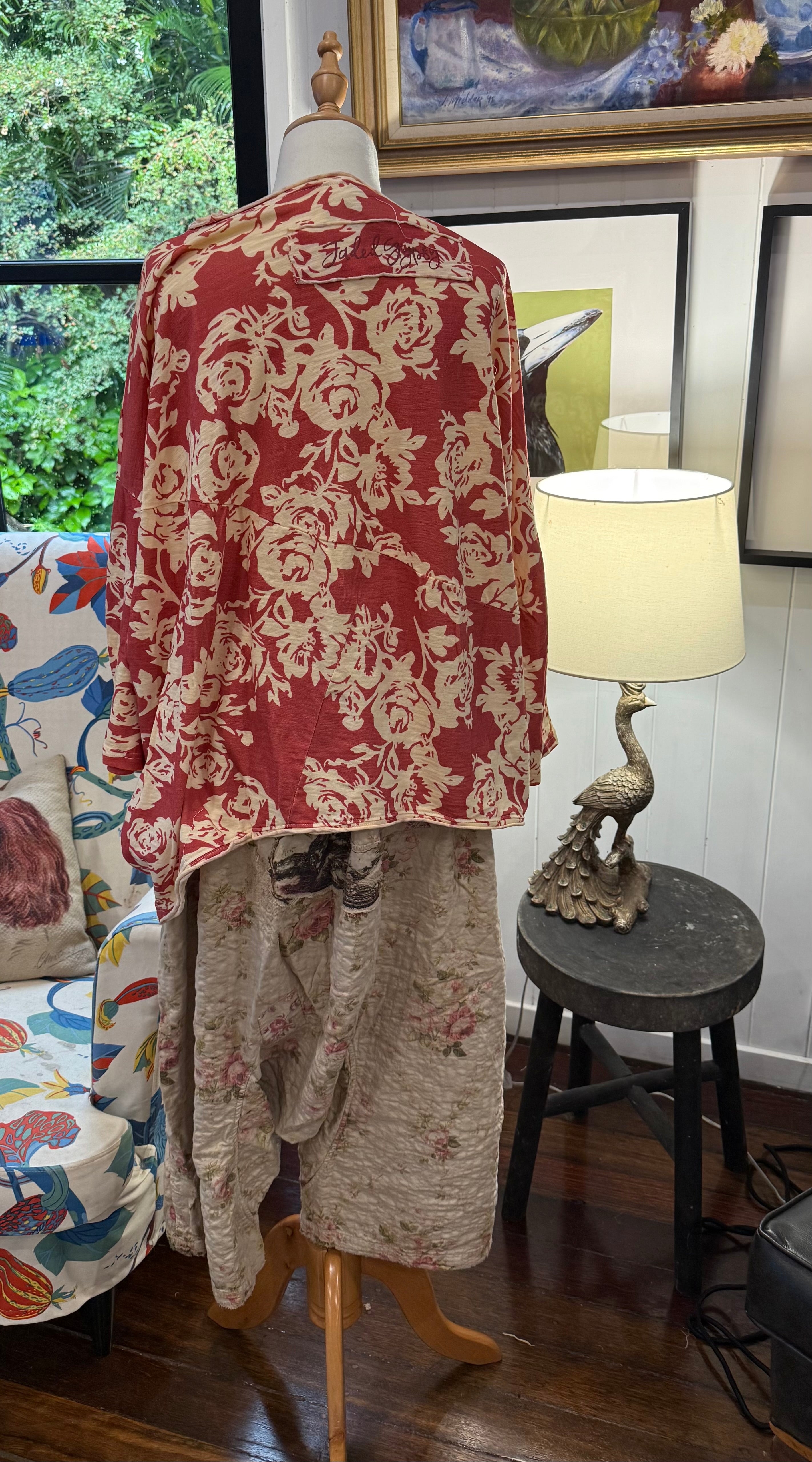  JADED GYPSY
BE FREE TOP - BED OF ROSES - Stay Wild Collective  