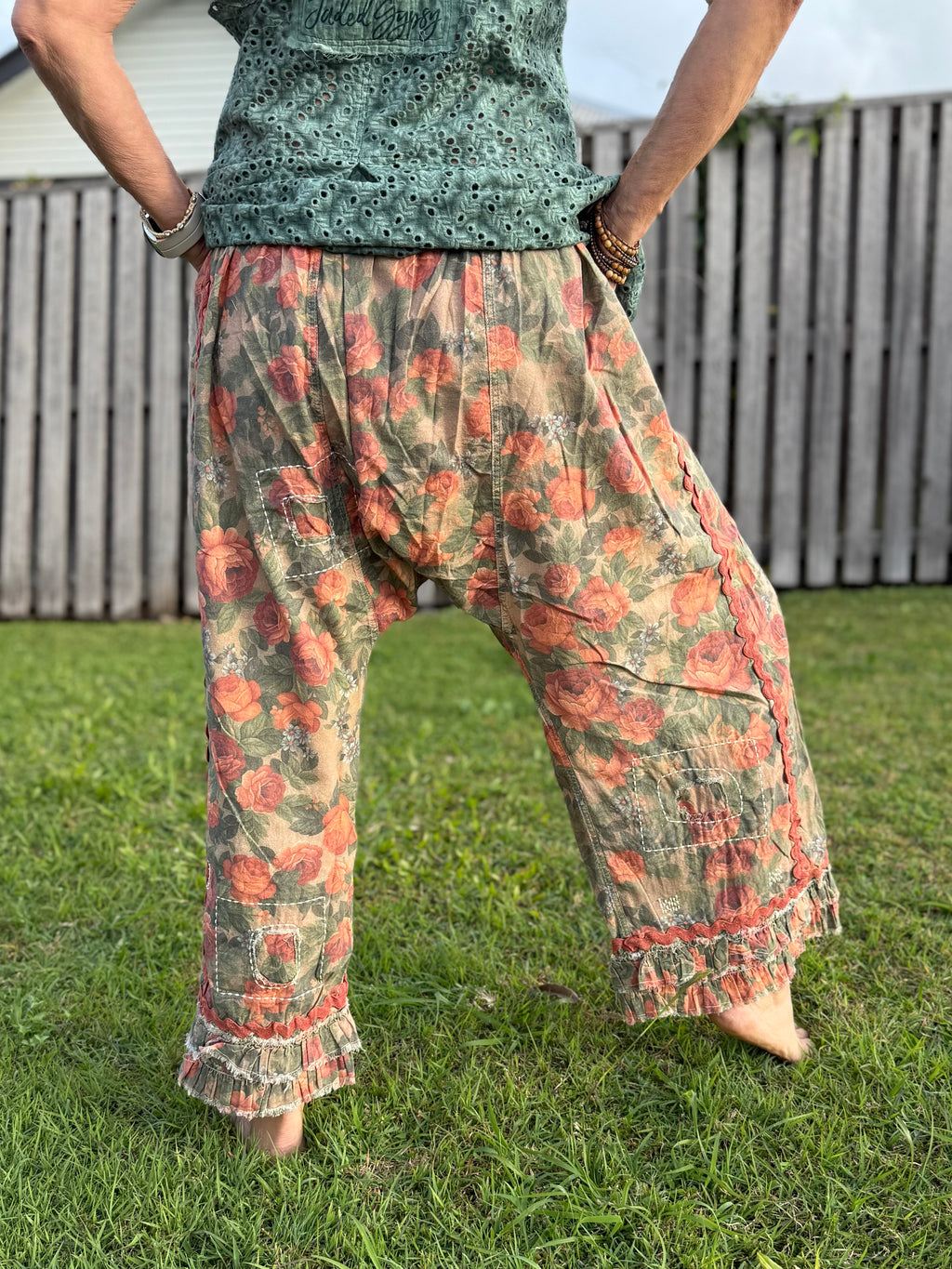  Jaded gypsy Garden Romance Bloomers | rose garden - Stay Wild Collective  