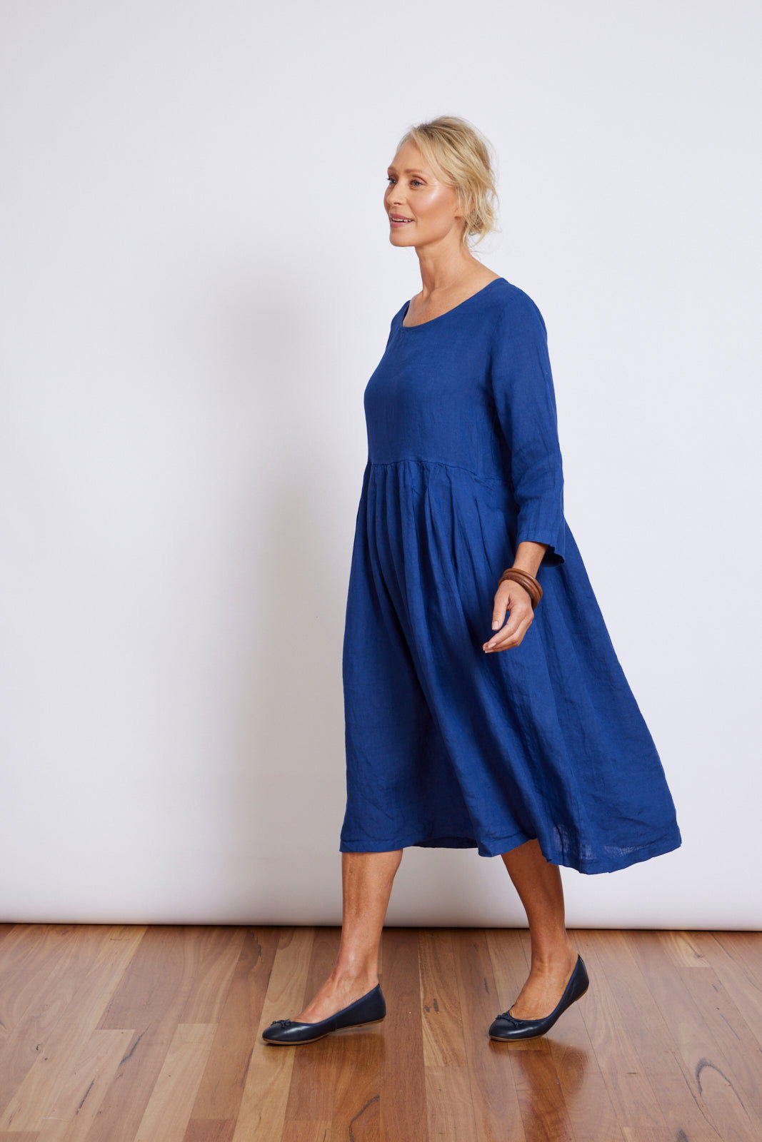   Journee linen dress Montaigne - Stay Wild Collective  