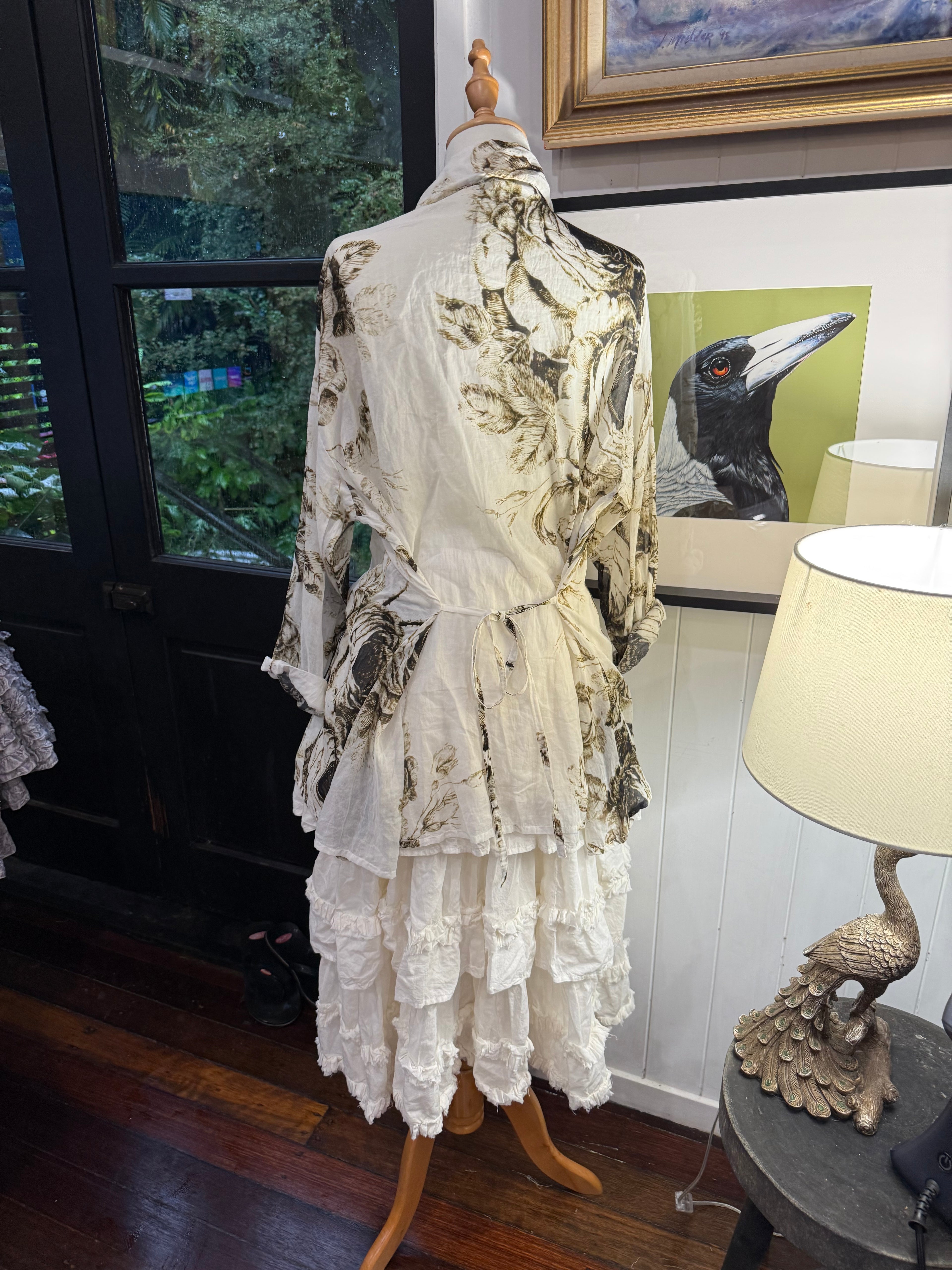  Krista Larson werkender shirt in old white roses cotton organdy - Stay Wild Collective  