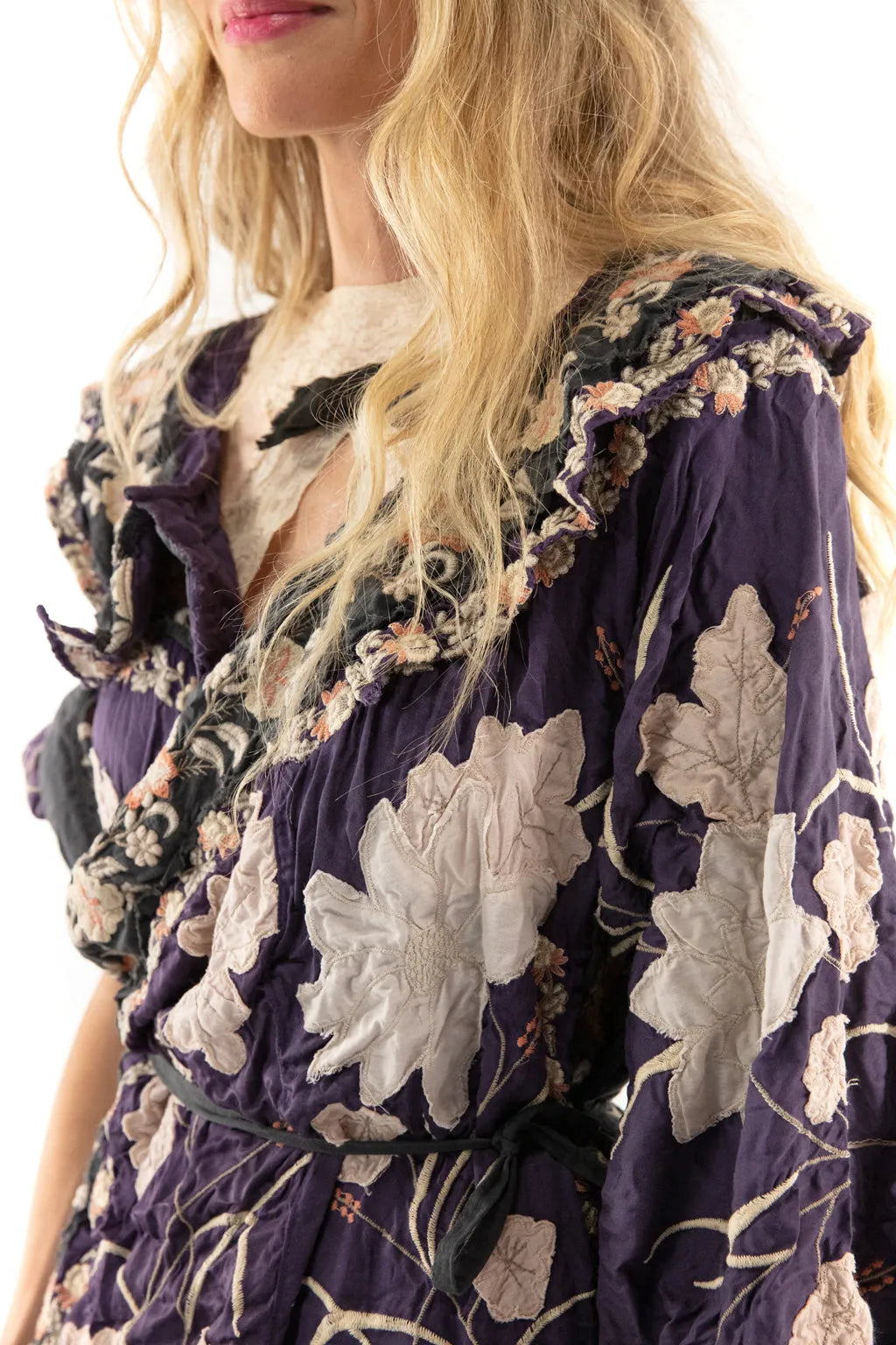 Floral Appliqué Danji Kimono Magnolia Pearl 591 enigma - Stay Wild Collective  Coats & Jackets