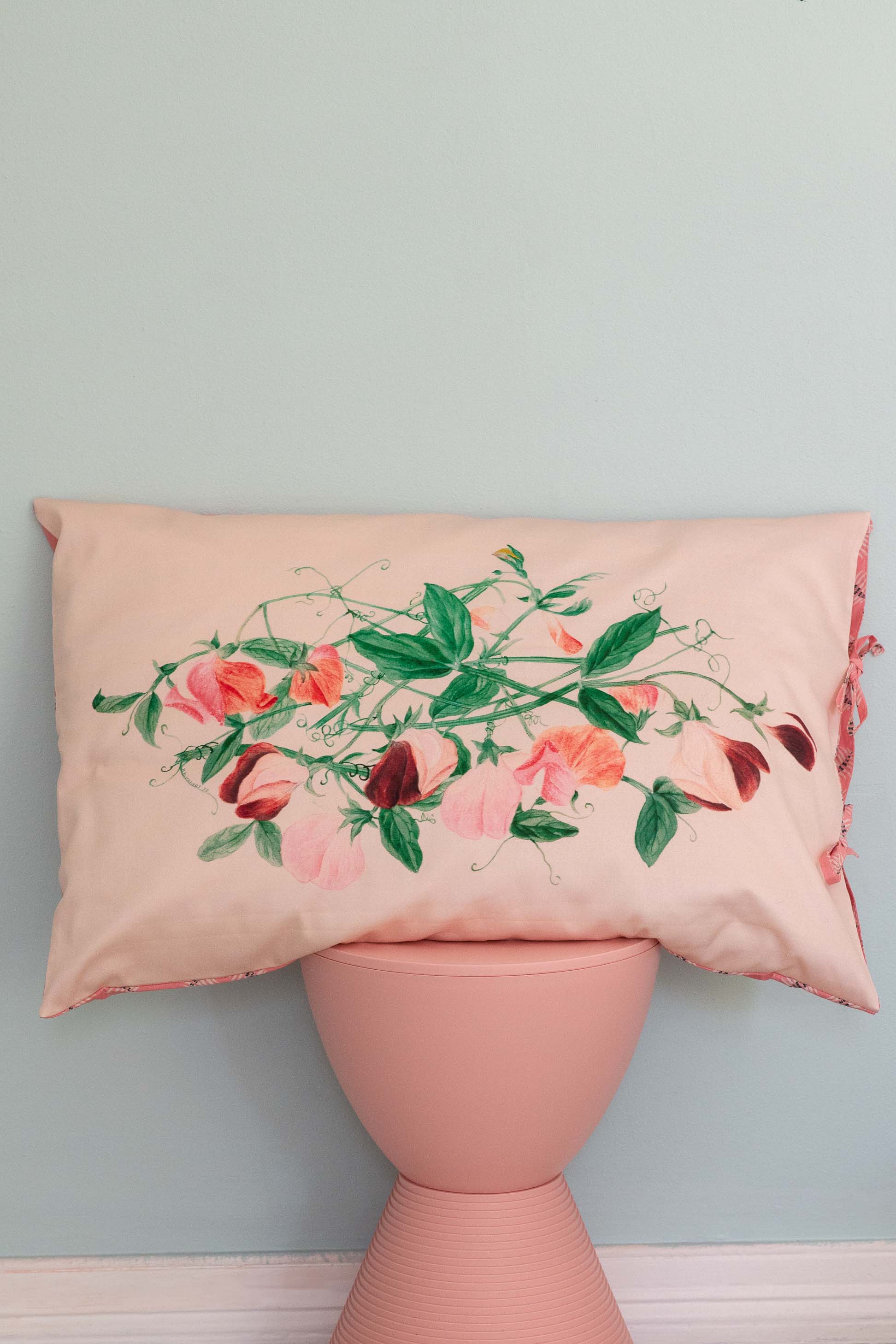  Lazy bones sweetpeapillow case set - Stay Wild Collective  Decor