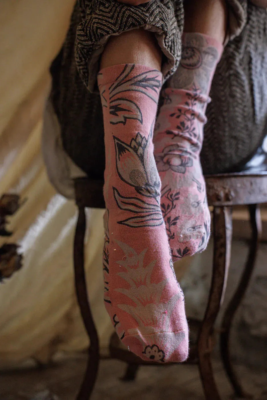 Magnolia Pearl Floral MP Socks 141-MOXIE-OS - Stay Wild Collective  Socks