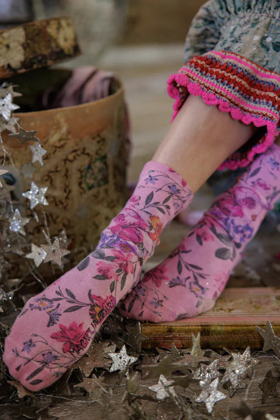 Magnolia Pearl Floral MP Socks 141-VRVAN-OS - Stay Wild Collective  Socks