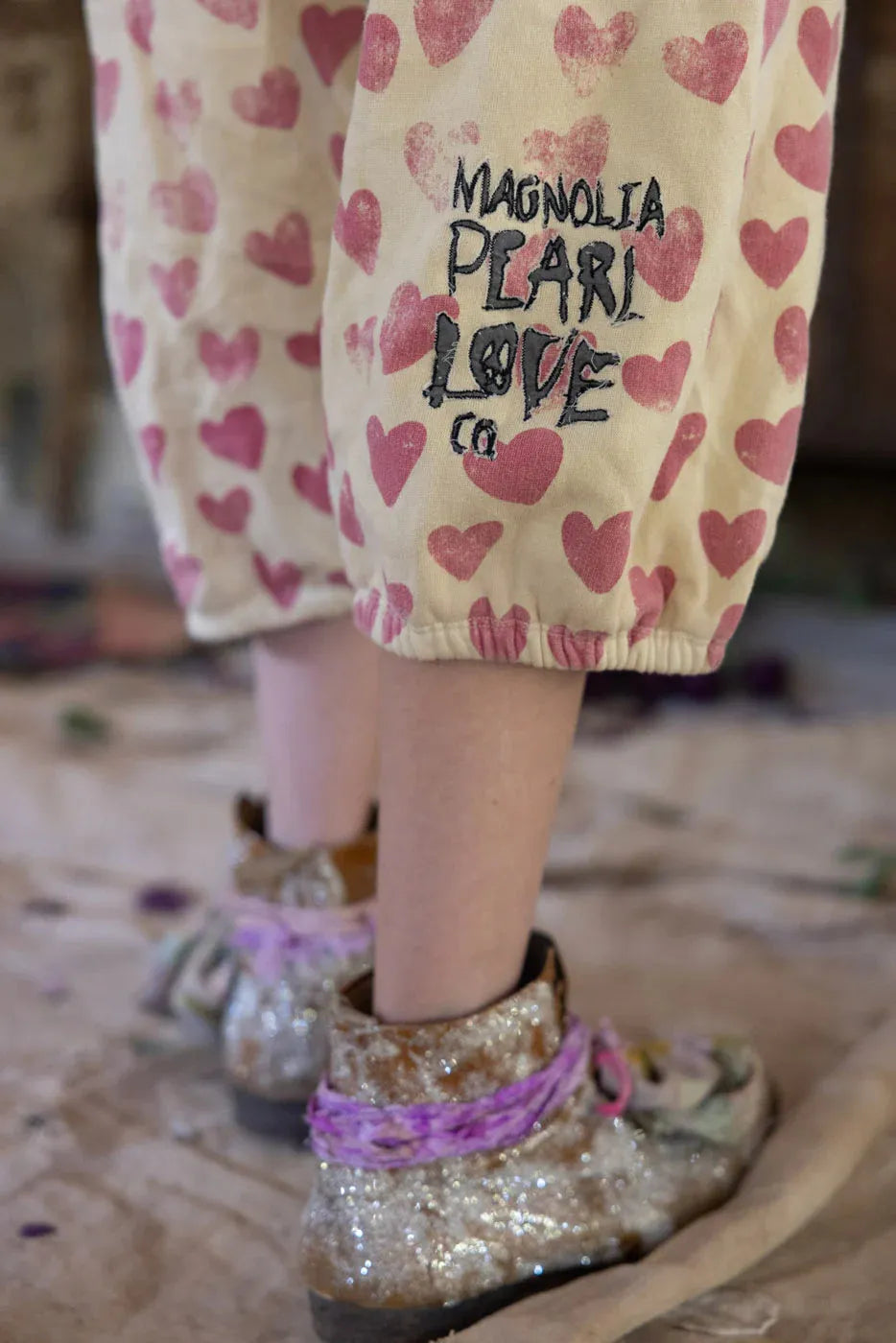 Magnolia Pearl Printed Cali Sweat Shorts 100-EVRHT-OS - Stay Wild Collective  Bloomers