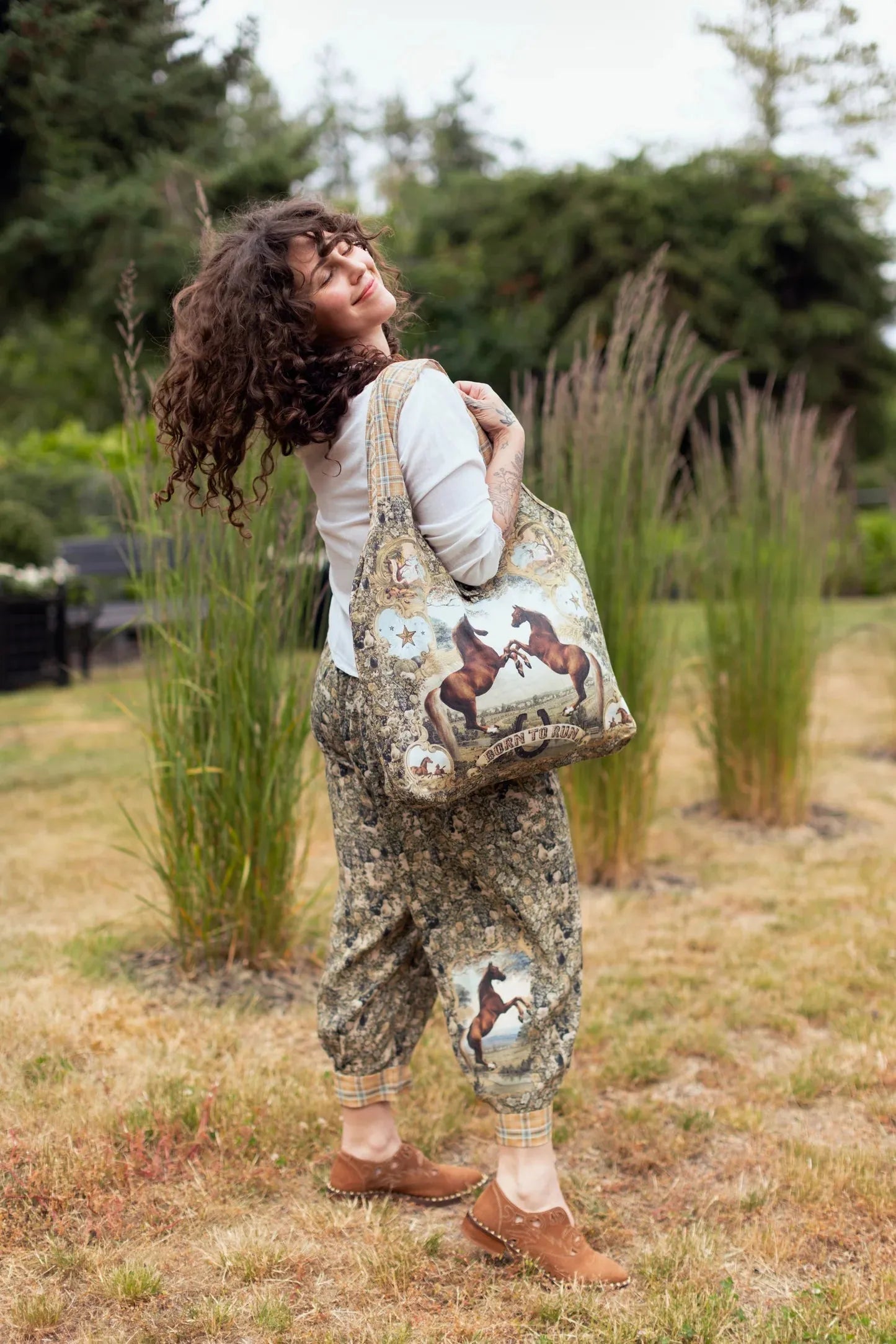 Market Of Stars Born To Run Linen Tote Bag - Stay Wild Collective  bag