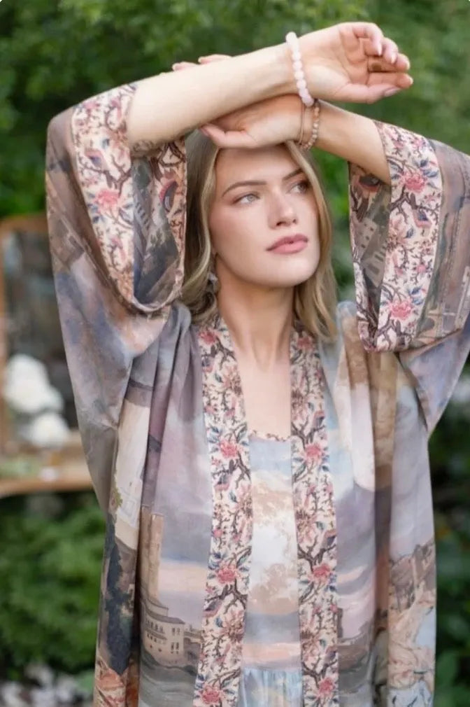 Market of Stars - Imaginarium Bamboo Opera Dustesr Kimono - Stay Wild Collective  Kimono