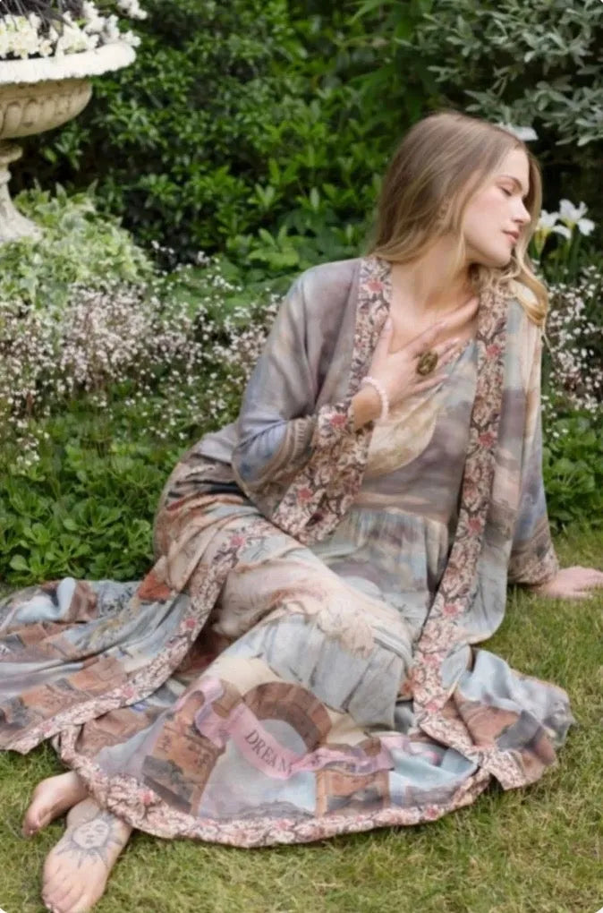 Market of Stars - Imaginarium Bamboo Opera Dustesr Kimono - Stay Wild Collective  Kimono