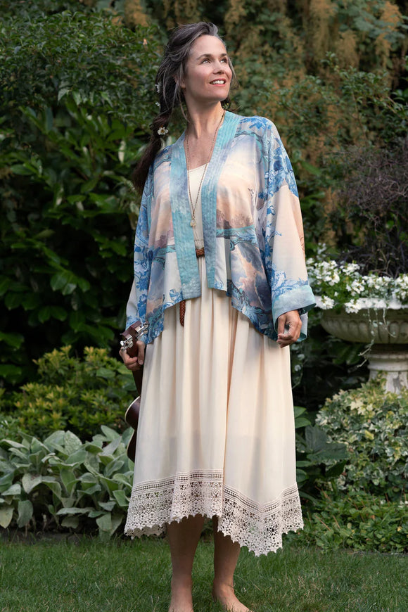Market of Stars Peace Out Pixie Duster - Stay Wild Collective  Kimono