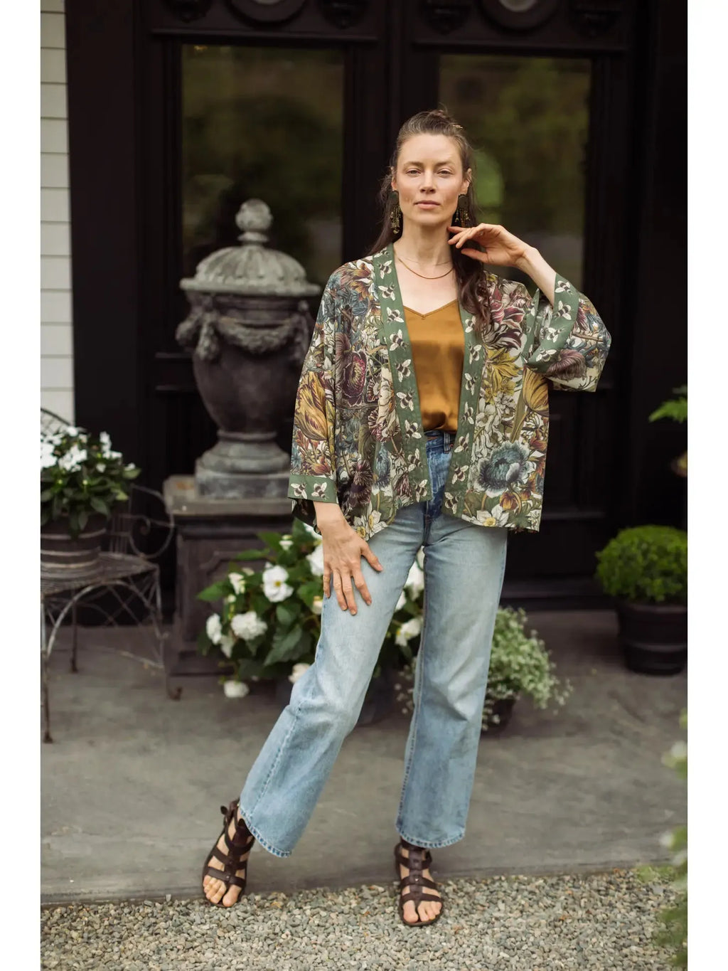 Market of stars Love Grows Wild Floral Bamboo Pixie Duster - Stay Wild Collective  Kimono