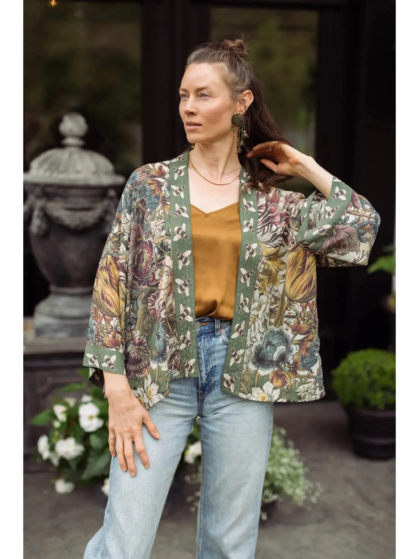 Market of stars Love Grows Wild Floral Bamboo Pixie Duster - Stay Wild Collective  Kimono