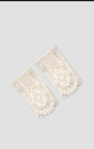 Martina
WRIST DETAIL iwa I walla 

Wrist detail in lace - Stay Wild Collective  Accessories