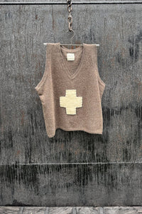 Meg by Design | TANJA VEST - SWISS CROSS