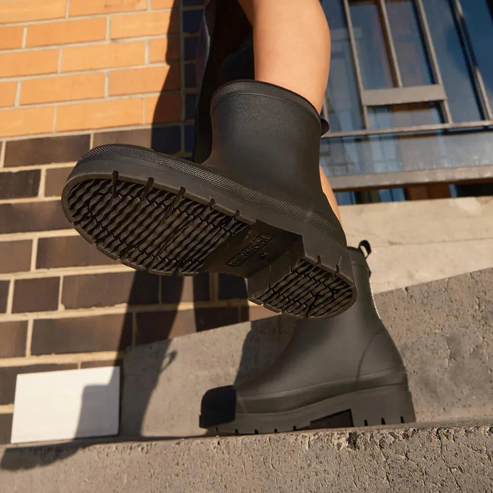 Merry People Tully Boots | Black - Stay Wild Collective  