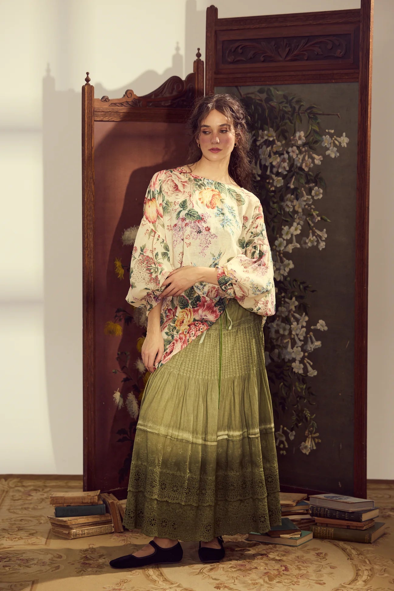  Miss roses sister violet Florist. Linen and Cotton Botanical bouquet top in a fluid Romantic vintage inspired style. - Stay Wild Collective  