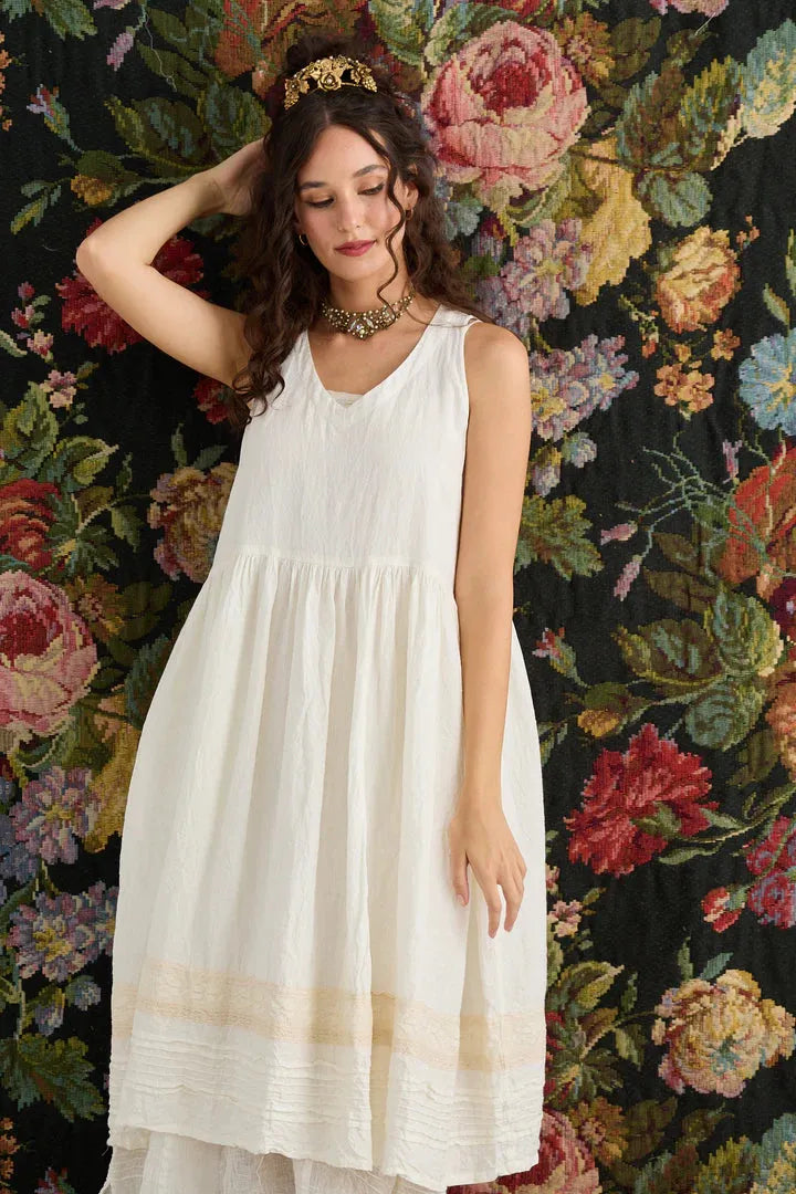  Miss rose sister violet  cassandra dress cream - Stay Wild Collective  