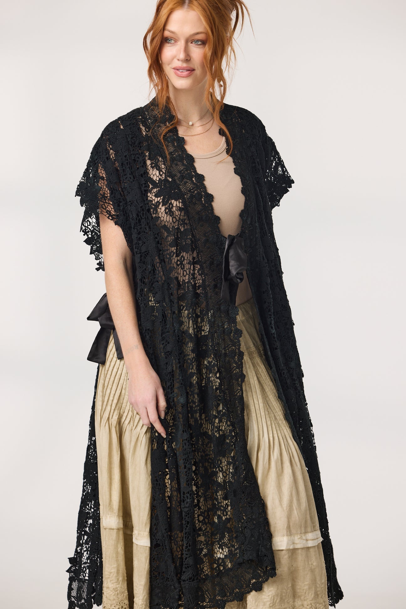 Miss roses sister violet empress lace coat black - Stay Wild Collective