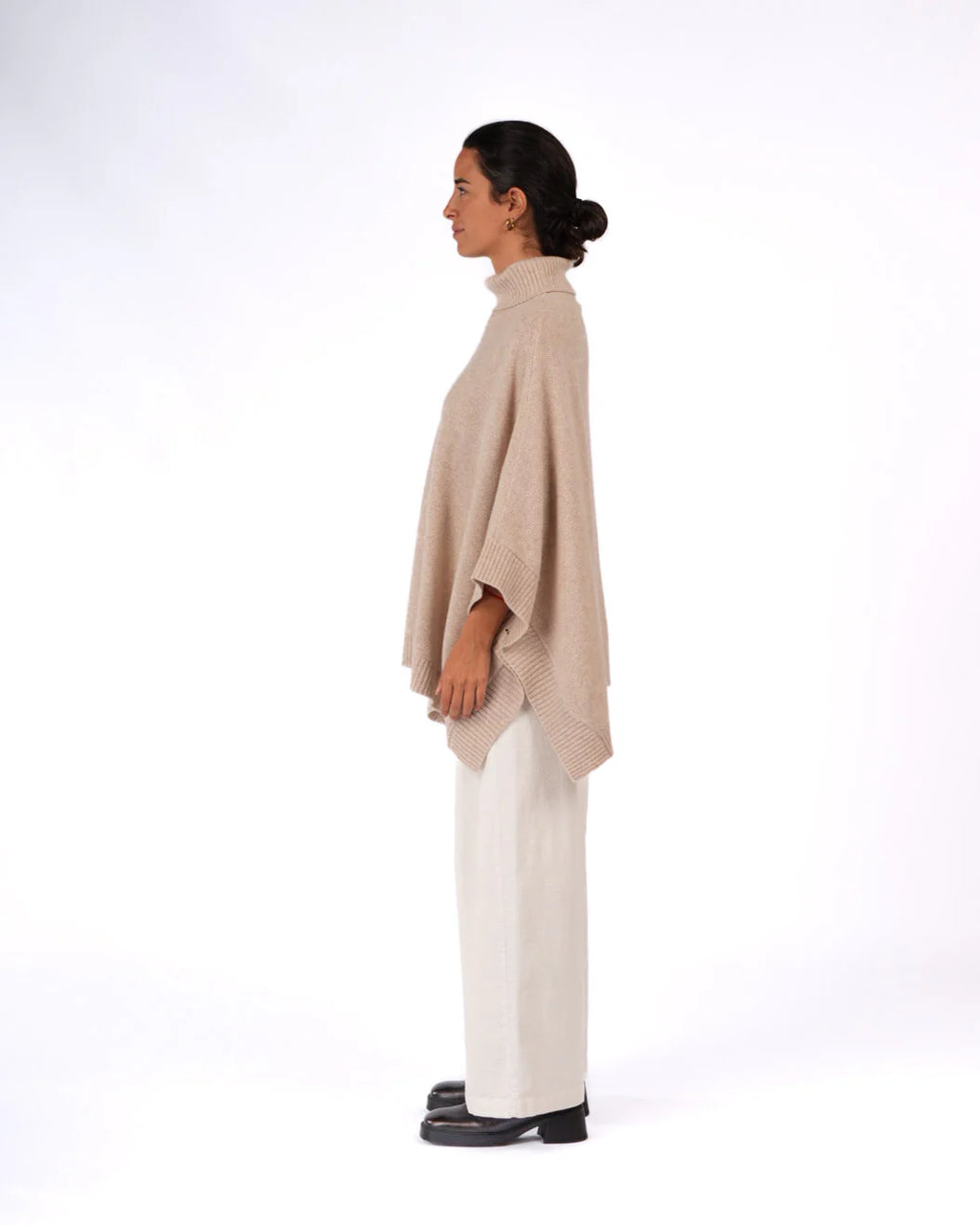   Montaigne Agnes 100% New Zealand lambs wool poncho O/S - Stay Wild Collective  
