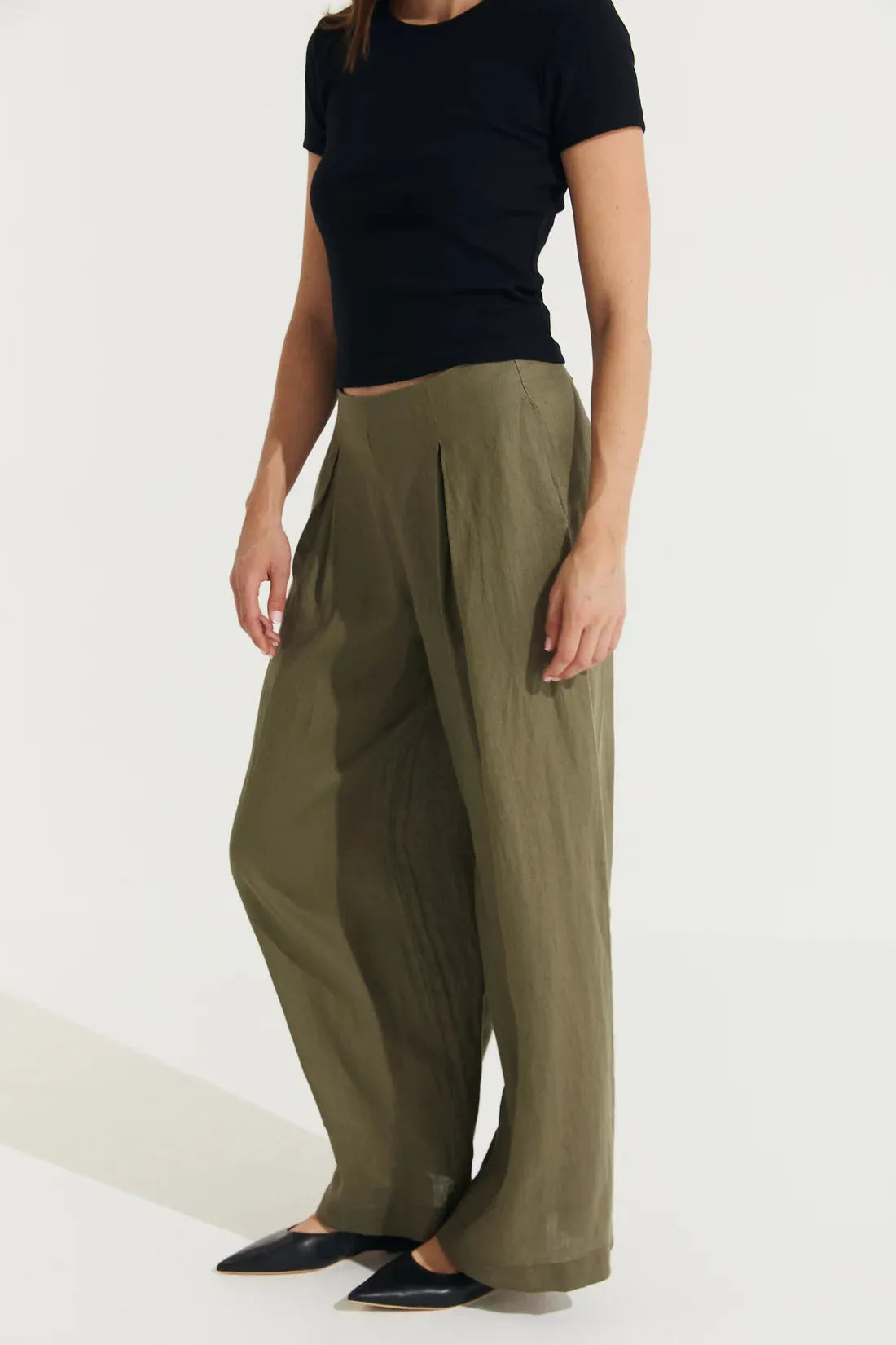 Montaigne Charlotte Pleated Wide Leg Linen Pants - Stay Wild Collective  Pants