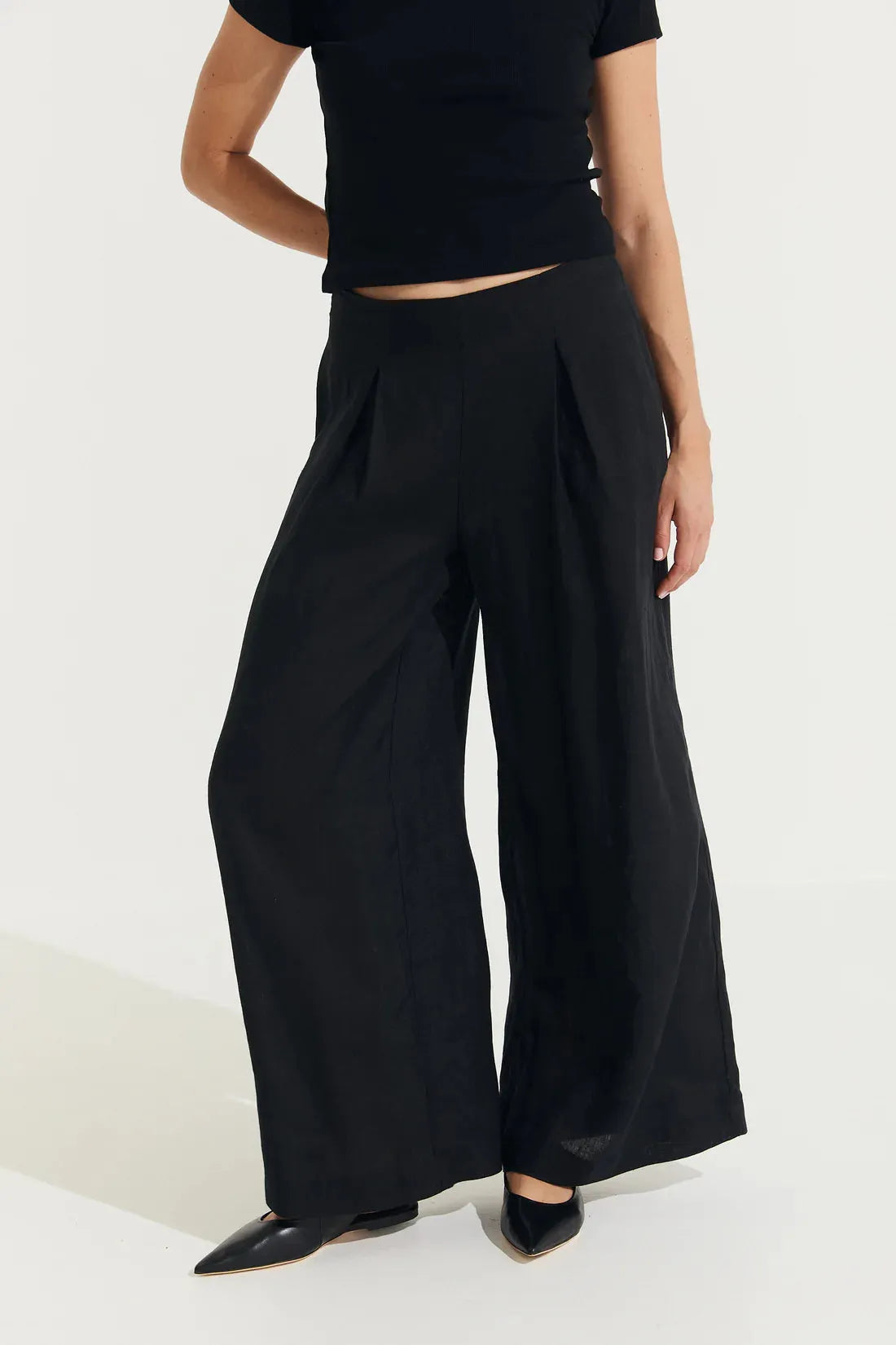 Montaigne Charlotte Pleated Wide Leg Linen Pants - Stay Wild Collective  Pants