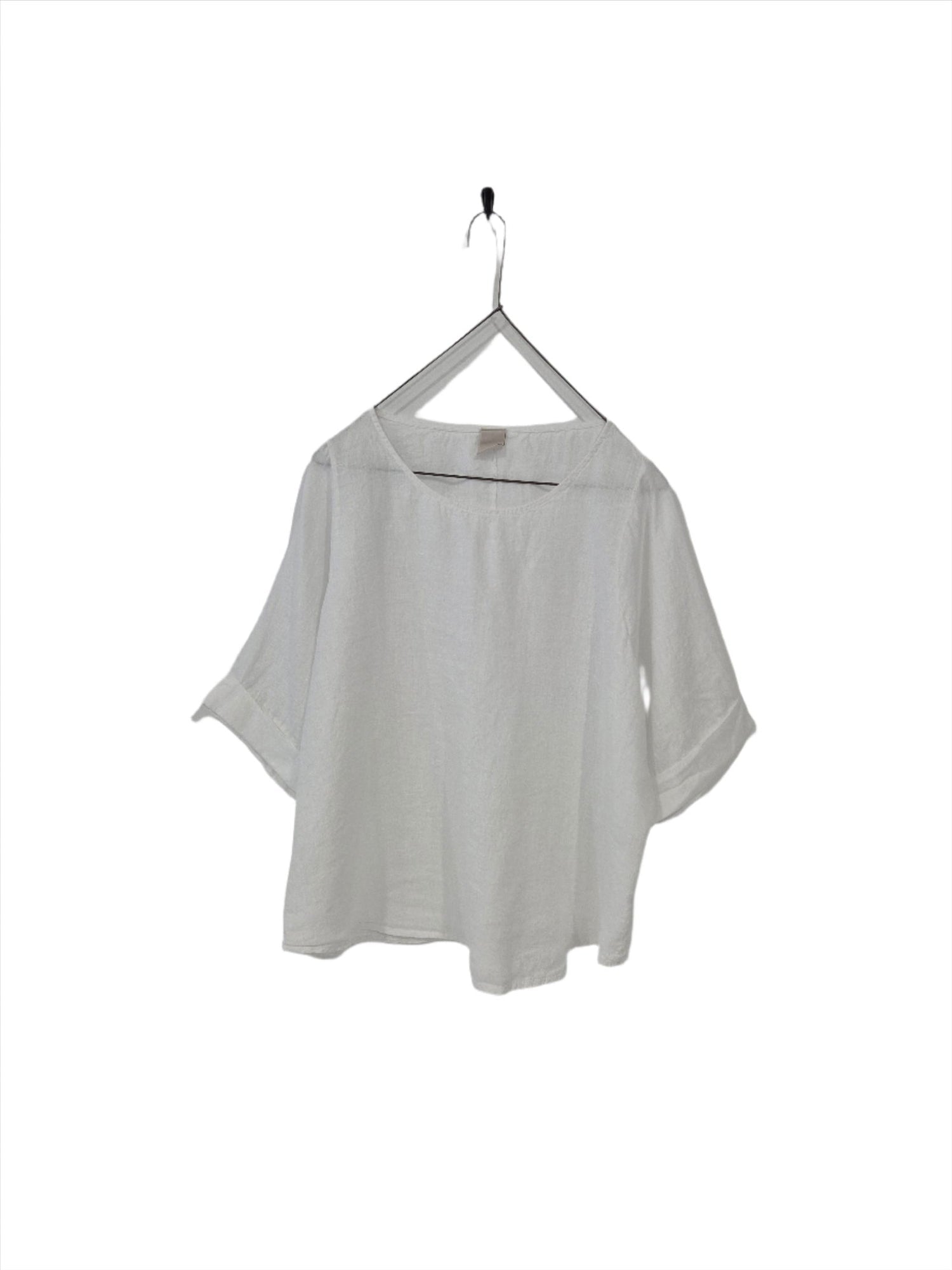 Top  Montaigne Curved Hemline Linen Top Free Size - Stay Wild Collective  