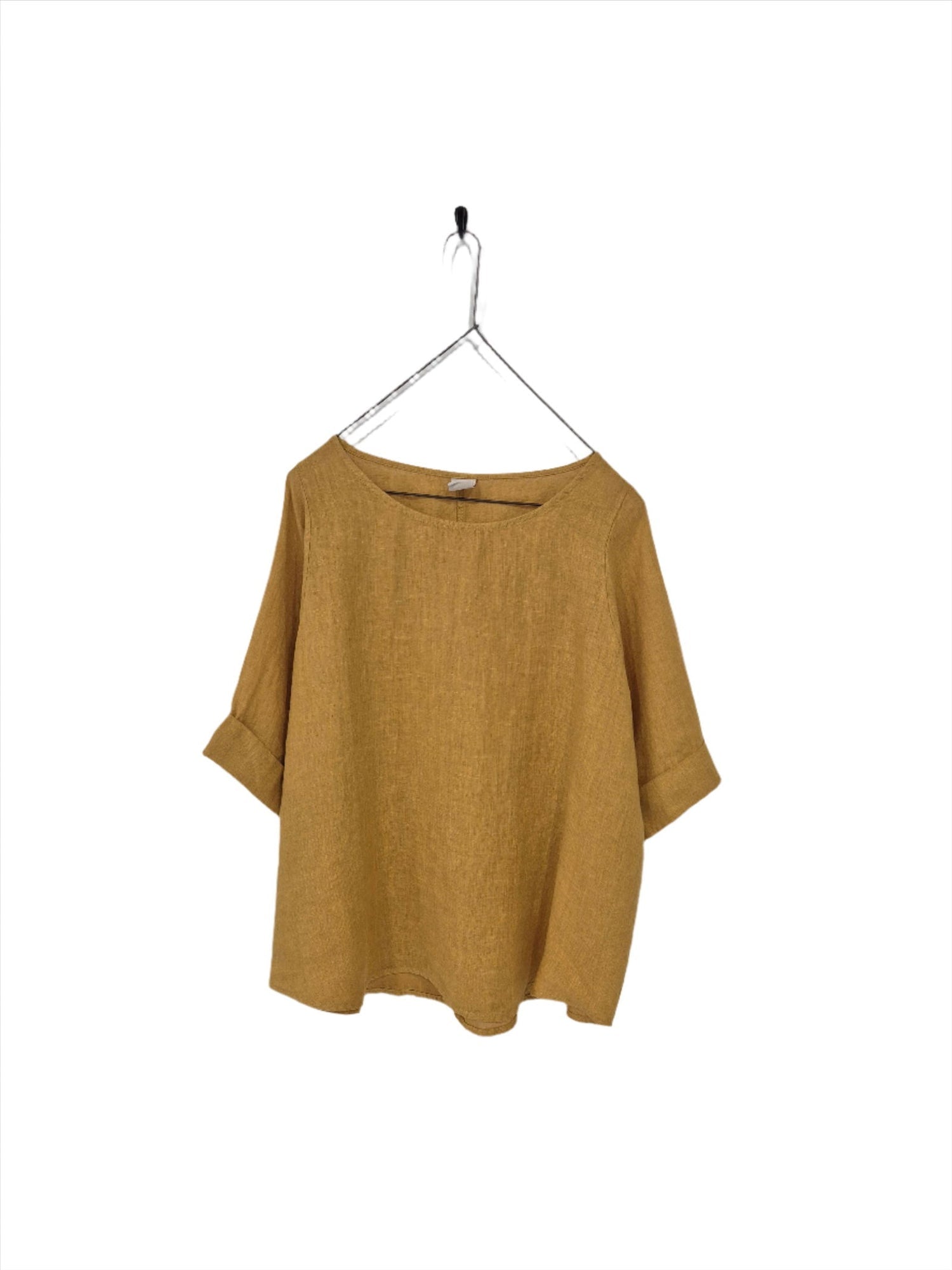 Top  Montaigne Curved Hemline Linen Top Free Size - Stay Wild Collective  