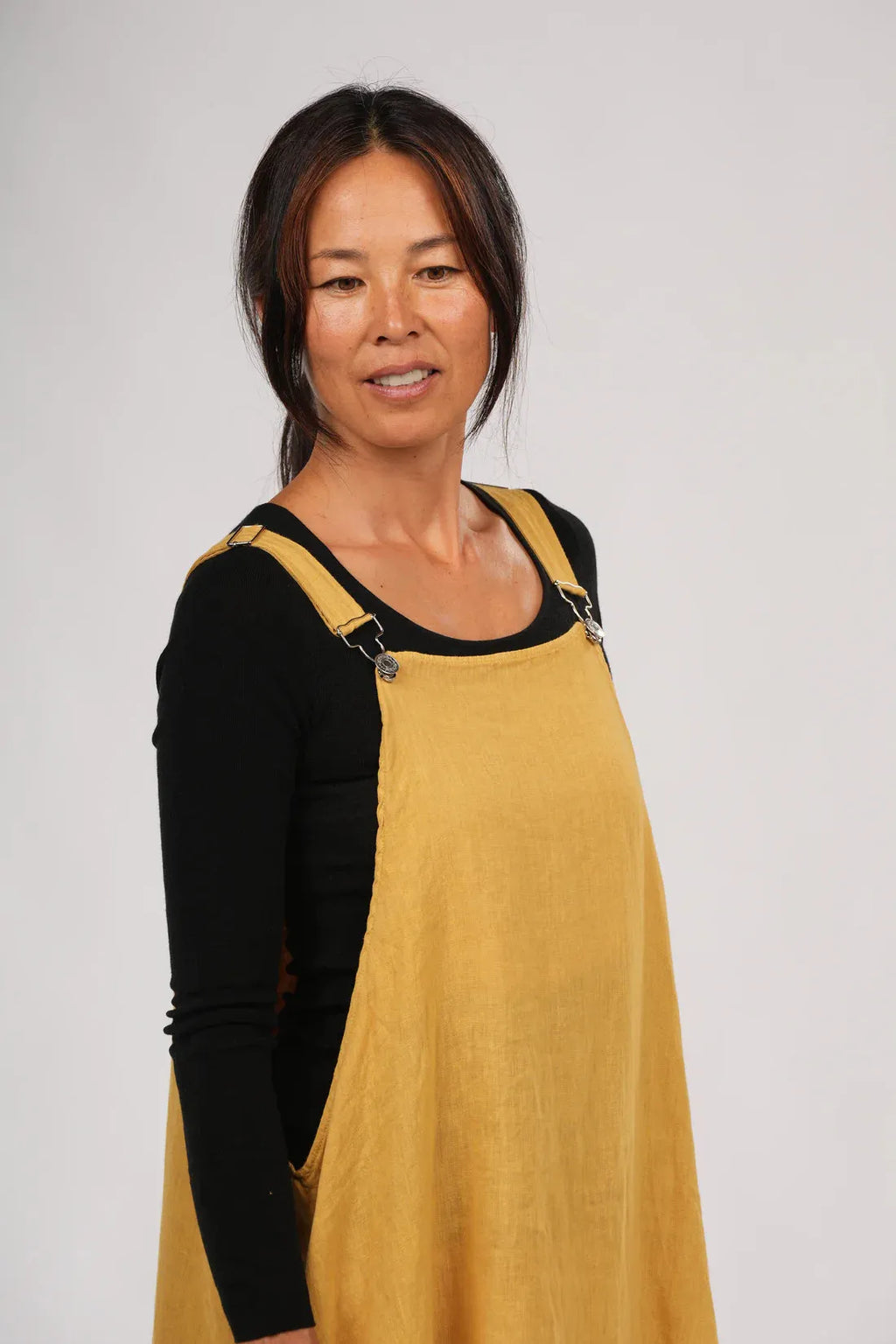 Montaigne Essential Merino Wool Scoop Neck Long Sleeve - Stay Wild Collective  Tops