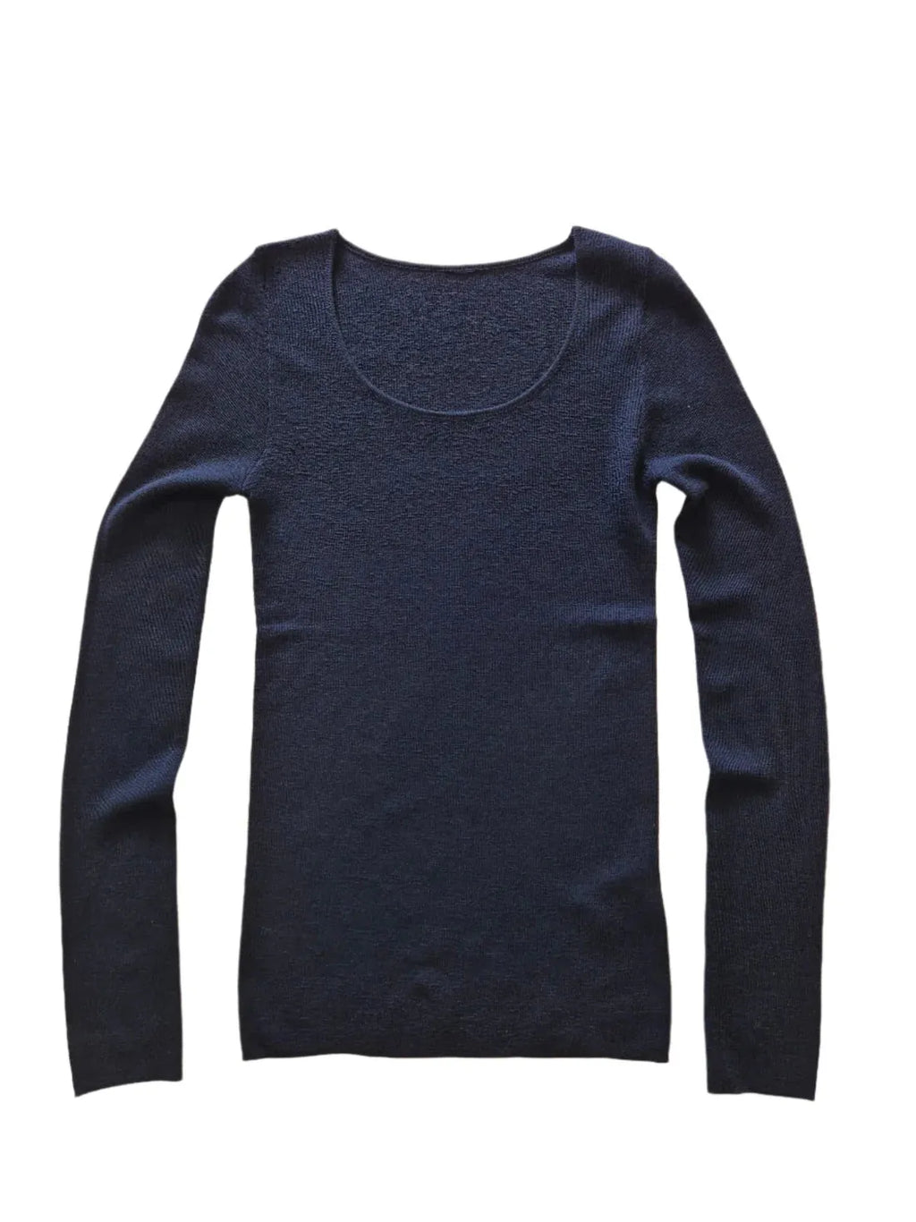 Montaigne Essential Merino Wool Scoop Neck Long Sleeve - Stay Wild Collective  Tops