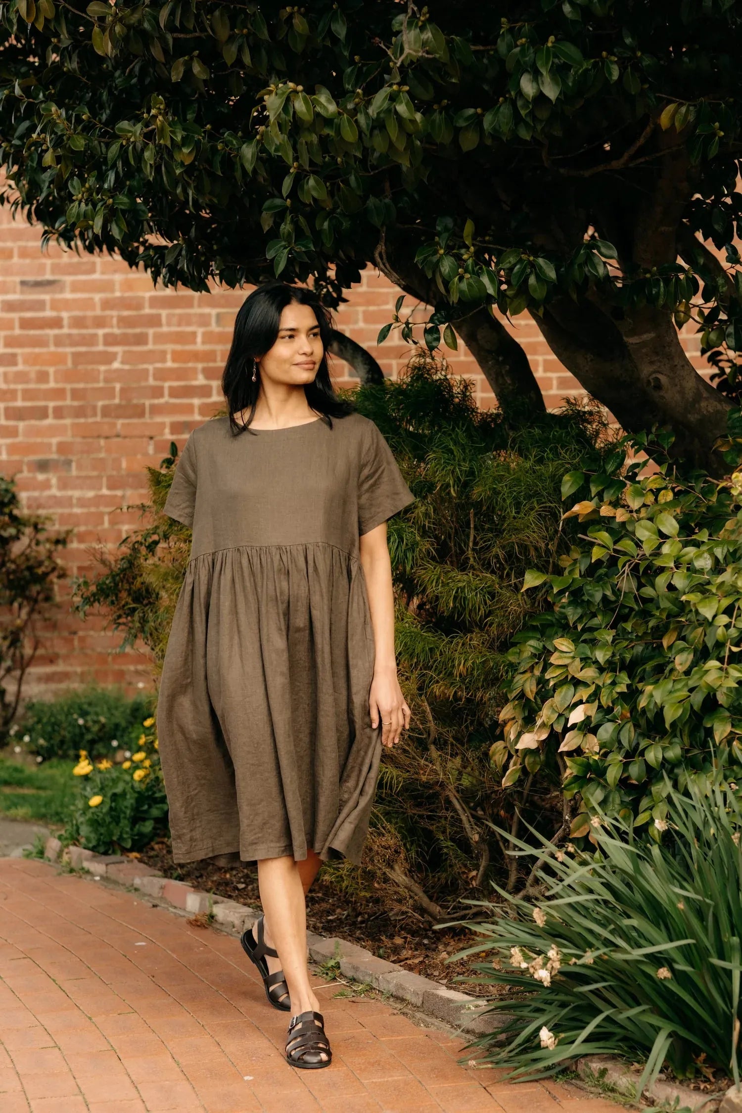 Montaigne Juni French Linen Summer Staple Dress kahki