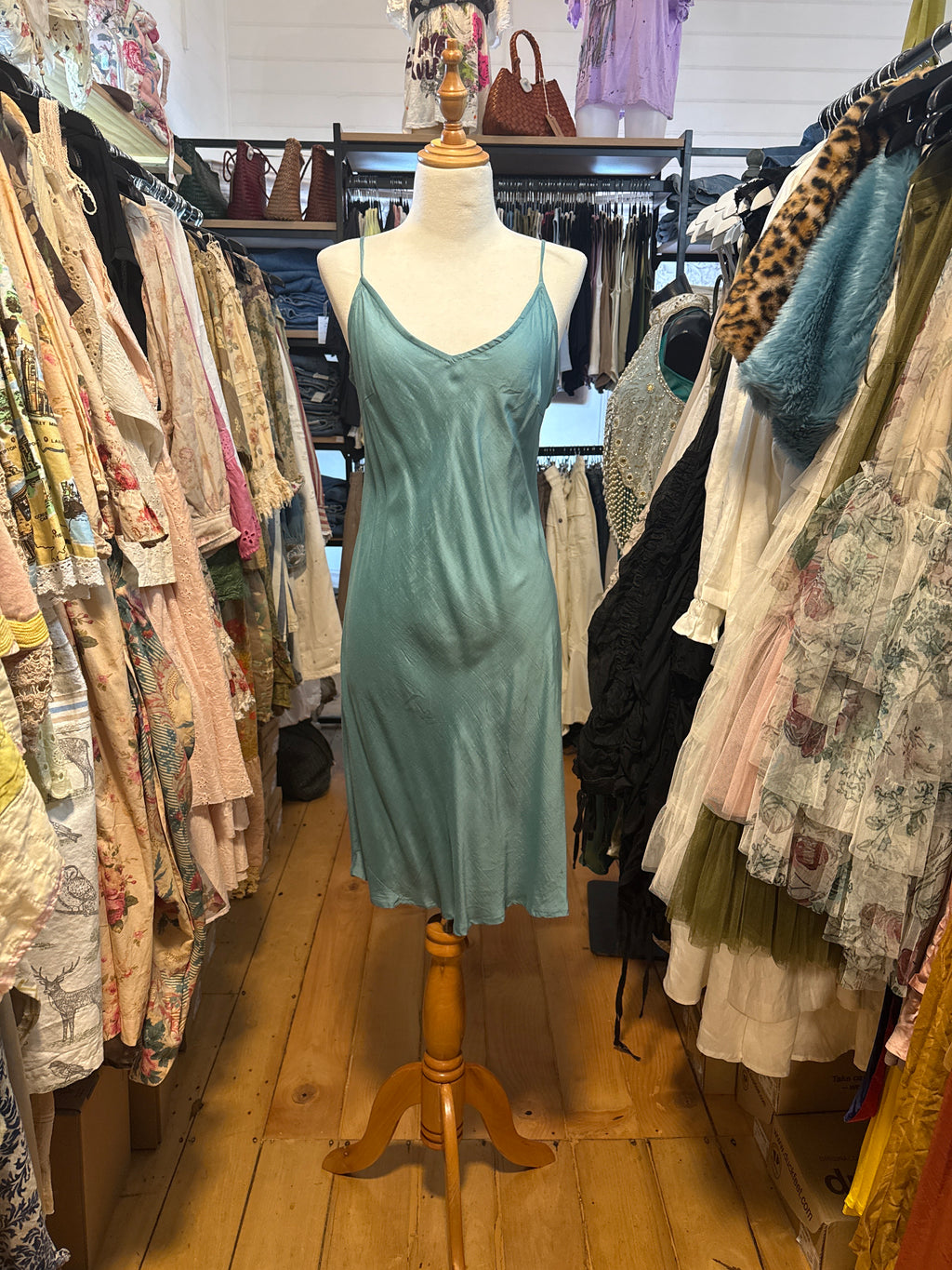 Otomo Marilyn silk/linen slip midi JADE - Stay Wild Collective