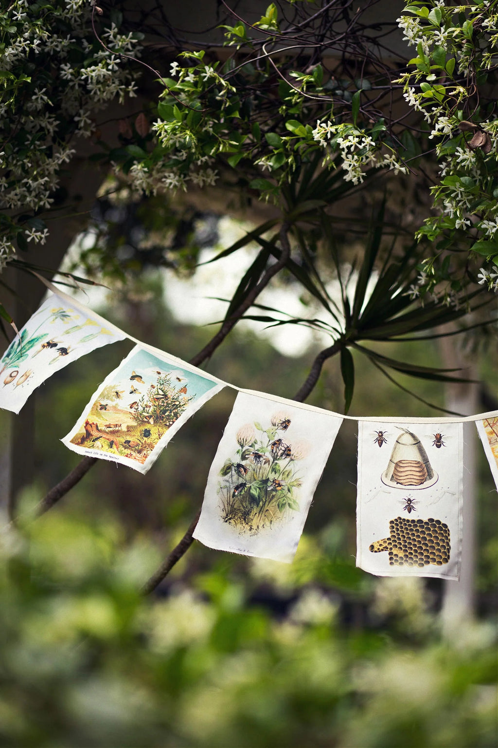  Precious Bees Garland - Stay Wild Collective  