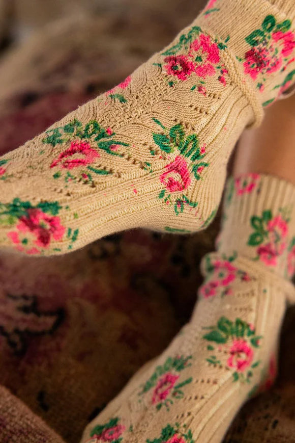 Magnolia Pearl Floral Lil' Dipper Socks 098-LSRIA-OS