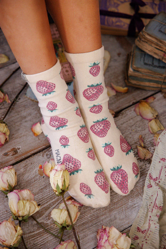 Magnolia Pearl Strawberry MP Socks