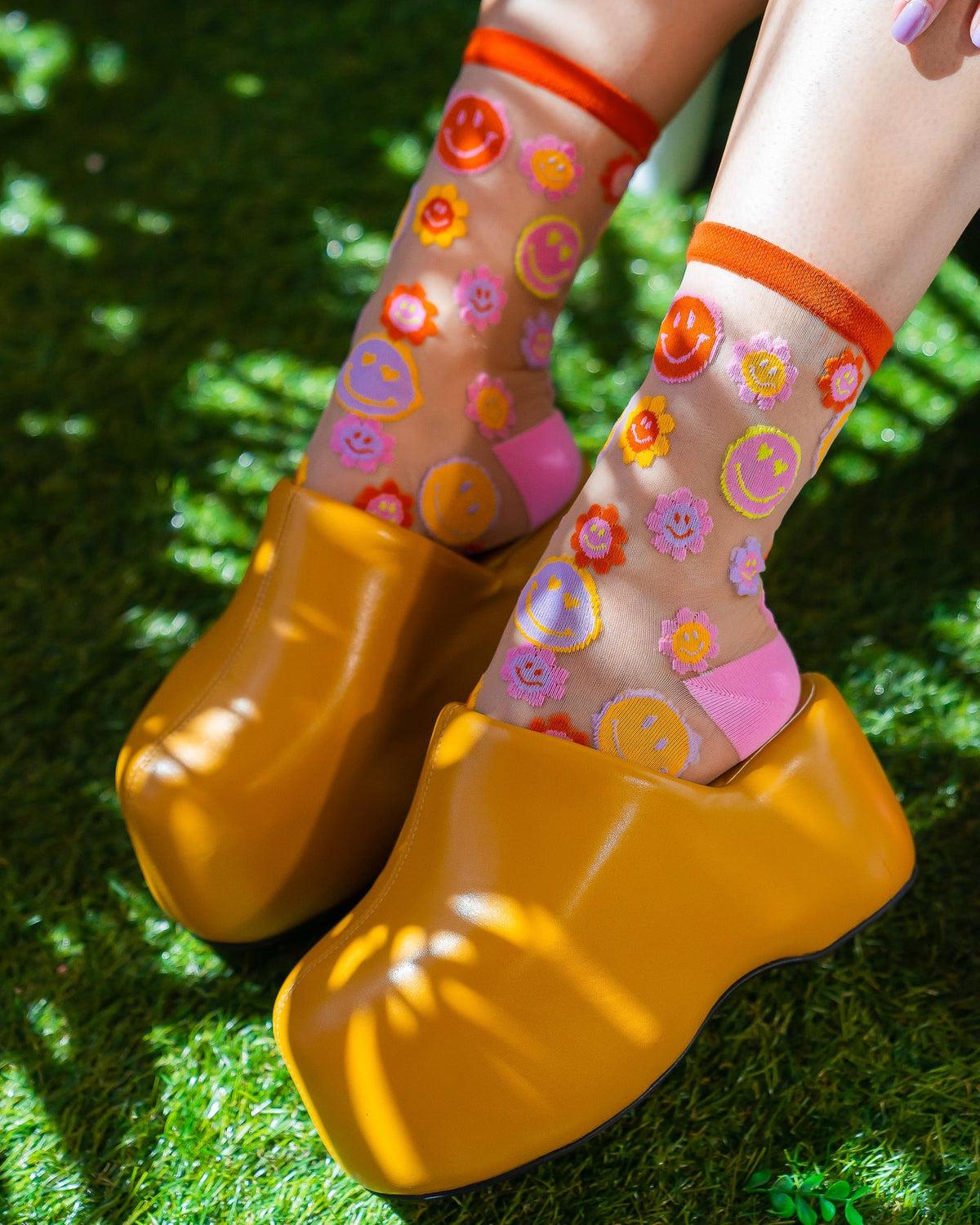 Smiley Face Daisy Sheer Crew Sock - Stay Wild Collective