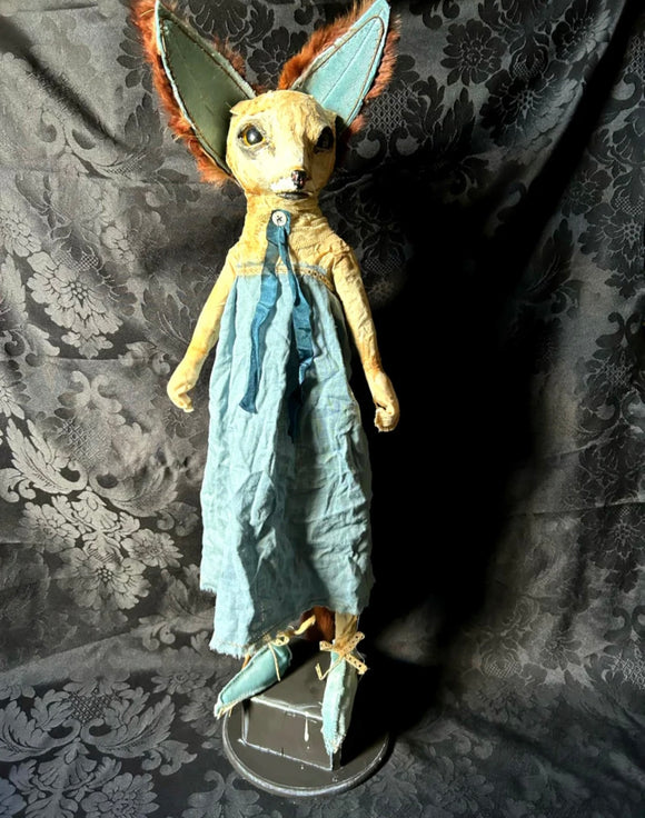Stay Wild Collective
GREYHAYNE Fox Sculpture hip hip decay - Stay Wild Collective  sculpture