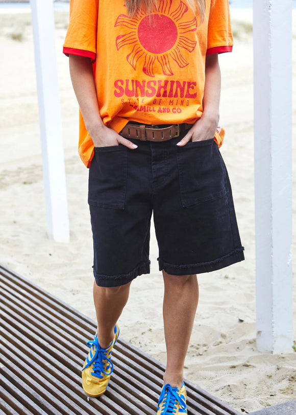 WEEKEND STRETCH SHORT - BLACK hammil and co - Stay Wild Collective  