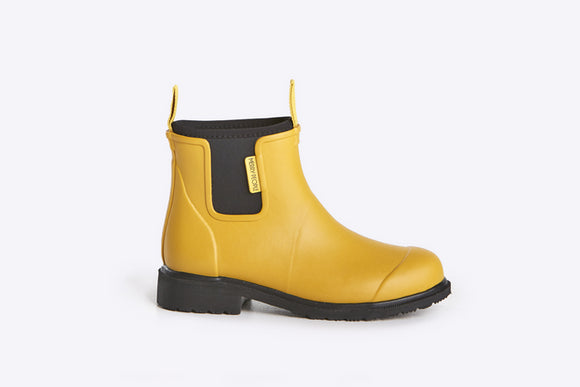 Discontinued Merry People Bobbi Gumboot | Mustard & Black (Enhanced Traction)
